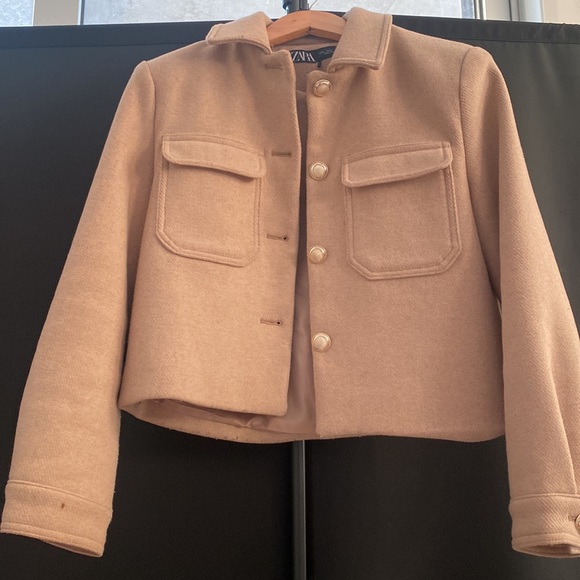 "Timeless Tan: The Perfect Vest for Every Occasion". - Picture 3 of 3